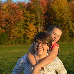 Meet your Posher, Stacy